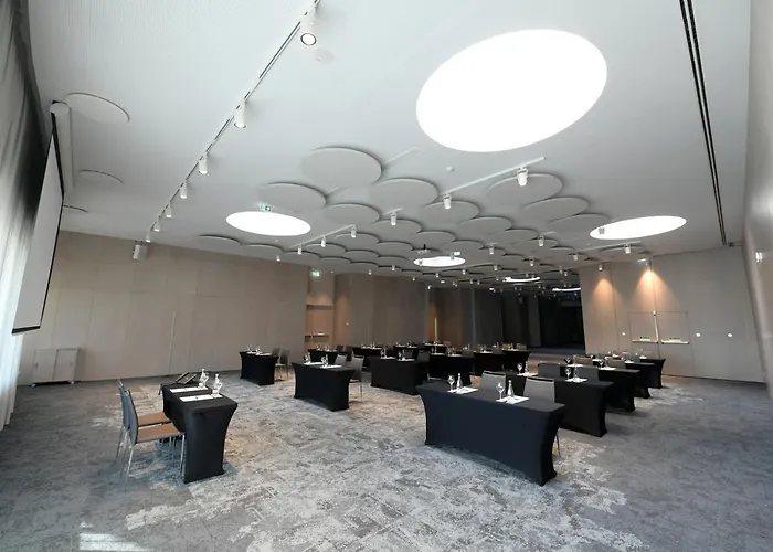 Eurostars Universal Hotel 5*