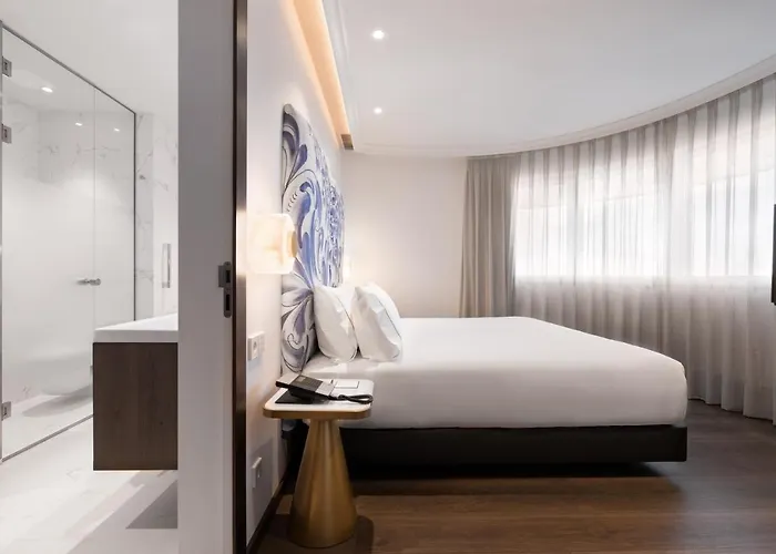 Eurostars Universal Отель 5*