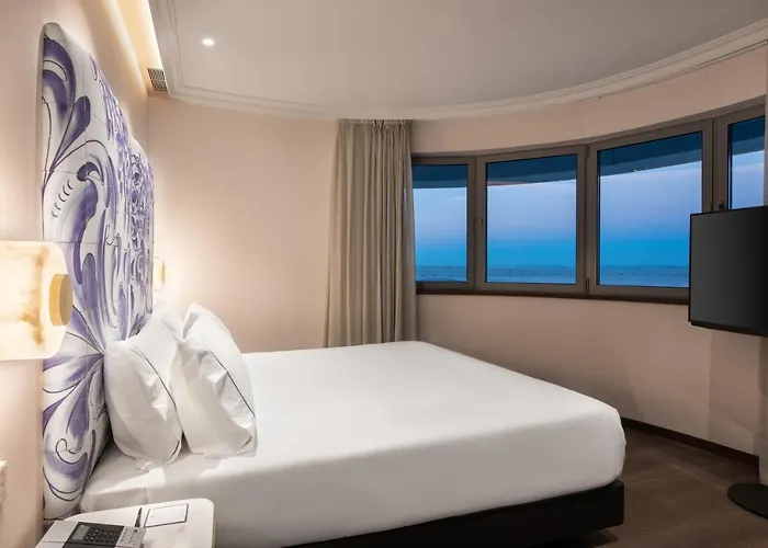 Отель Eurostars Universal Лиссабон