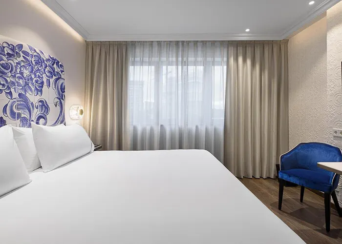 Отель Eurostars Universal 5*