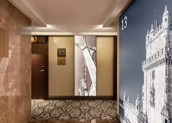 Eurostars Universal Отель