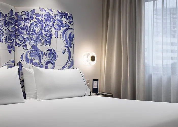 Eurostars Universal Hotel 5*