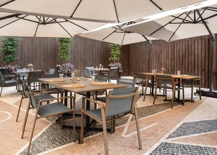 Eurostars Universal Отель 5*