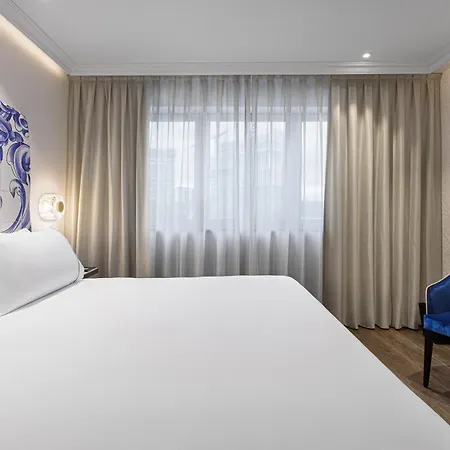 Otel Eurostars Universal 5*